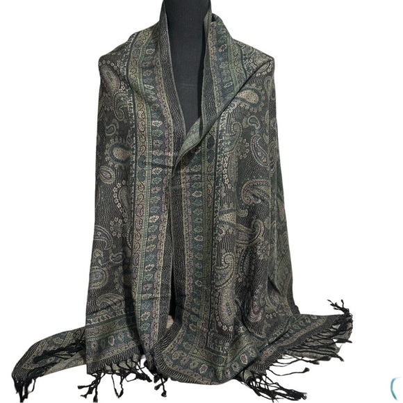 Elegant Shawl in Earthy Green- Versatile Wrap, Stole, Scarf, Veil, Soft & Cozy - Picture 3 of 16